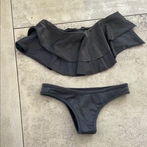 Indah Ruffled Bikini Set